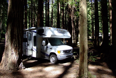 Campsite im Humbolt Red Wood State Park in Nord Kalifornien